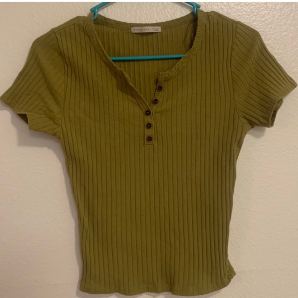 V neck crop top